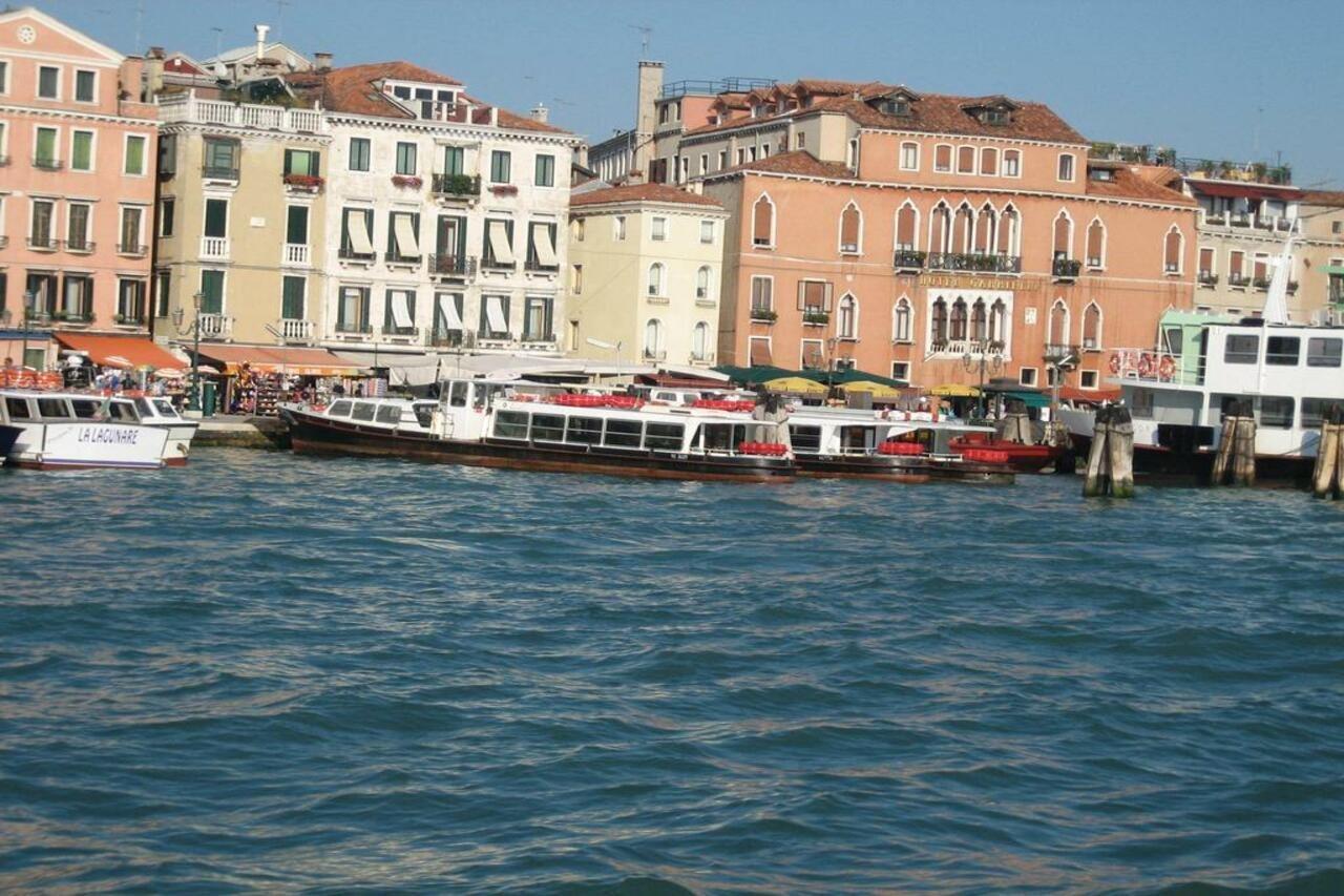 San Simeon Venezia Apartment Bagian luar foto